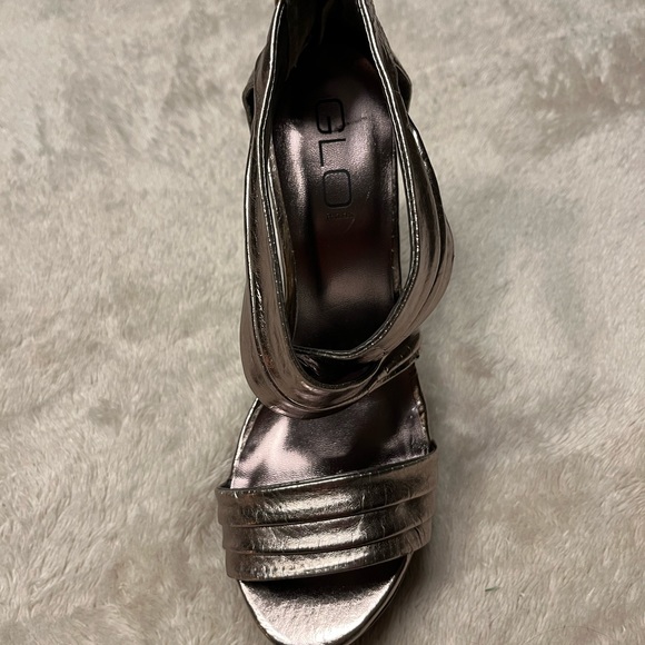 Women’s GLO JEANS Sexy Criss Cross Bronze Metallic High Heel Wedge - Picture 6 of 9